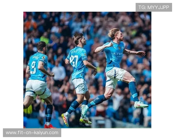 德布劳内踩球变向打造绝美转移，曼城彻底打开局面